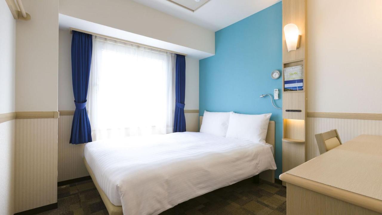 酒店 Toyoko Osaka Kadoma-shi Ekimae 3*