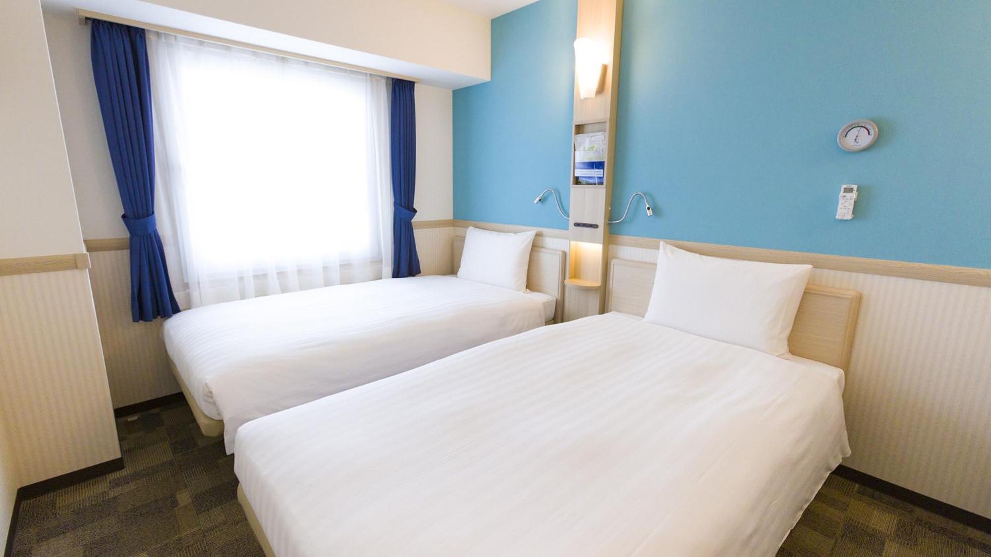 酒店 Toyoko Osaka Kadoma-shi Ekimae 3*